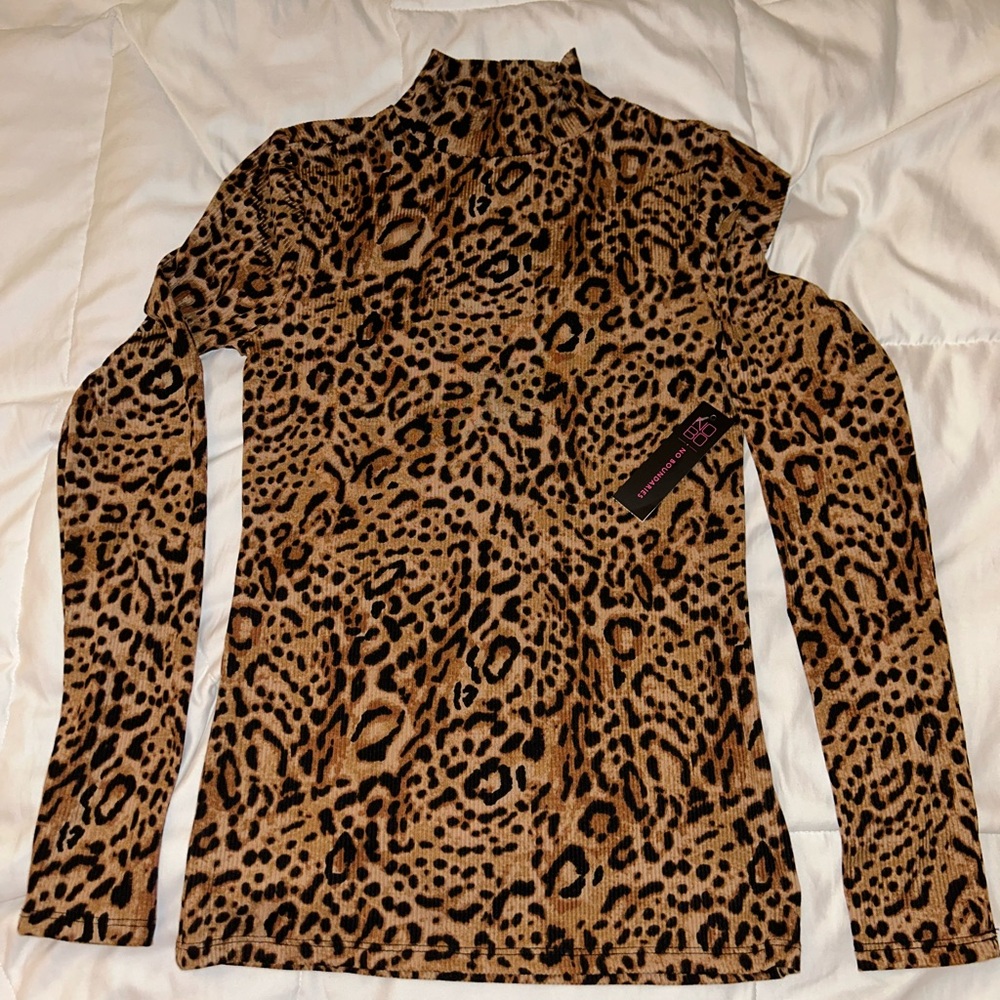 No Boundaries Leopard Print Turtle Neck Long Sleeve Top Blouse XS
